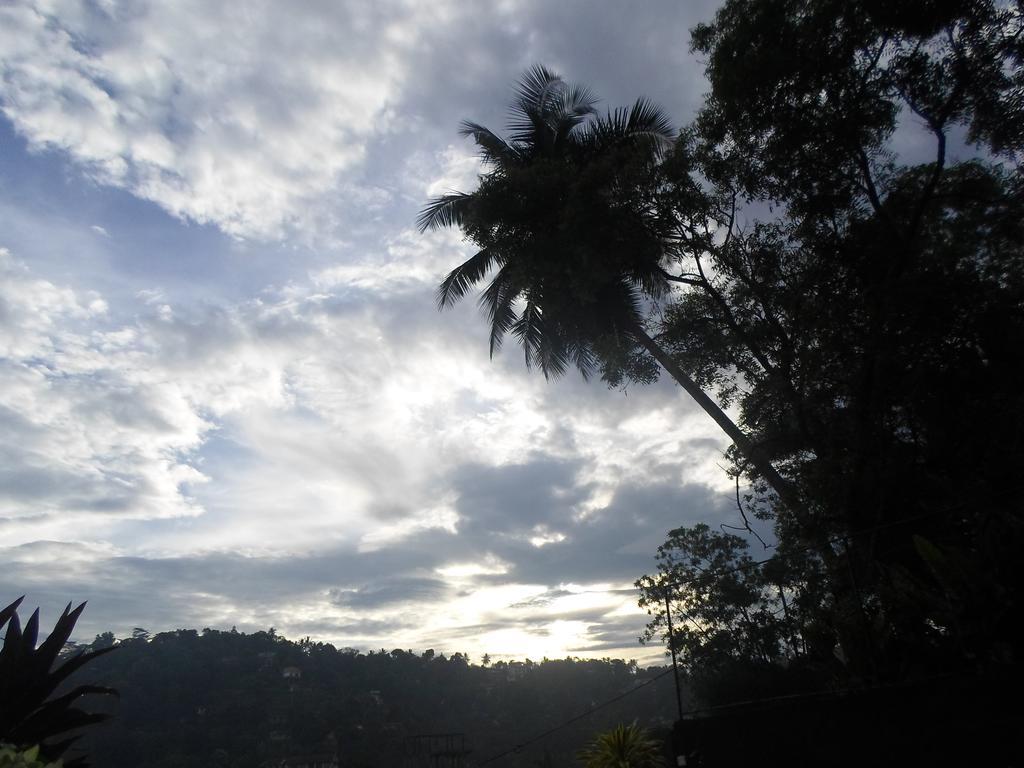 Kandy Hills Exterior photo